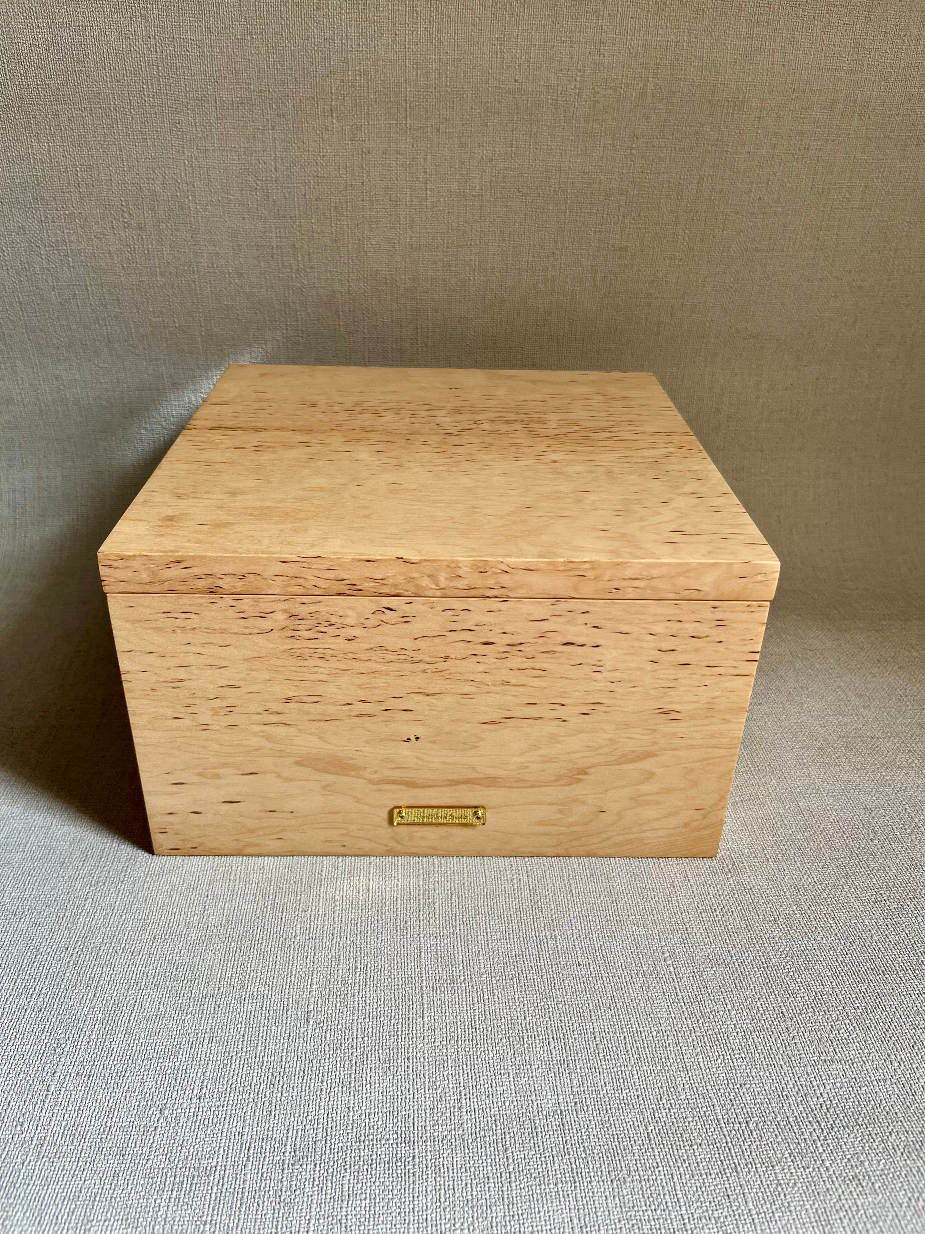 Karelian Birch Veneer Jewelry Box